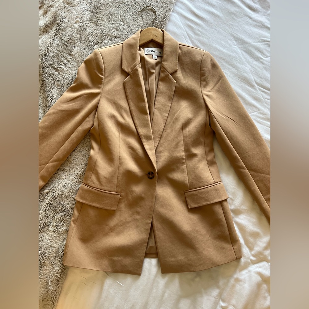 Classic Tan Women's Blazer
